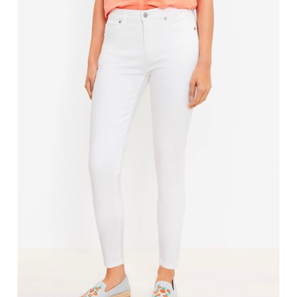 NWT Tall Curvy Mid Rise Skinny White Jeans I 6T/28